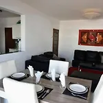 Casa Franki - Stylish And Large In Algarve * קארבואירו